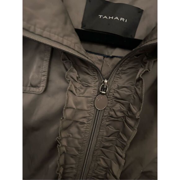 Tahari Quilted Ruffle Zip Coat, Hooded Jacket, Sz Medium - Picture 7 of 14